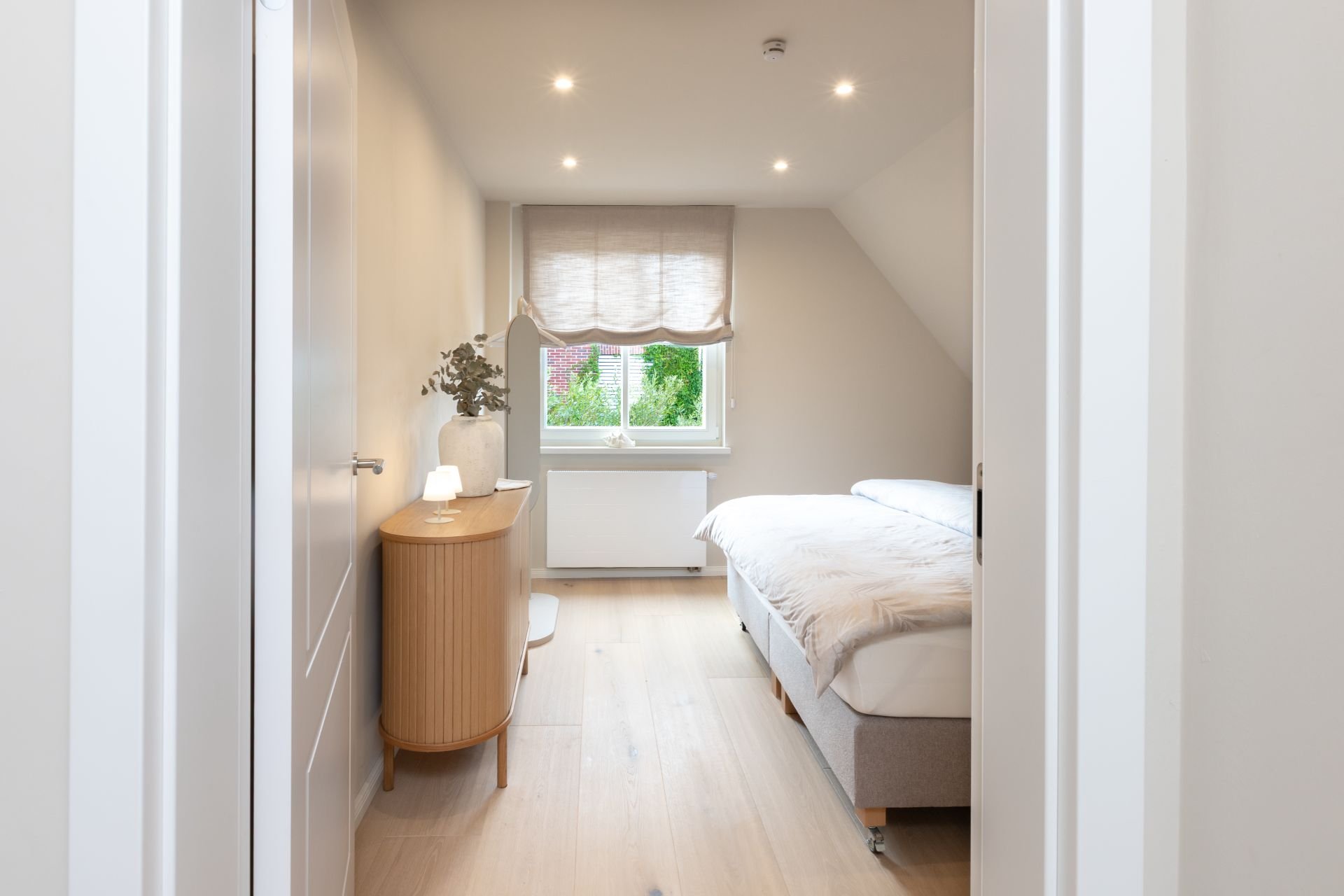 Blick ins Schlafzimmer